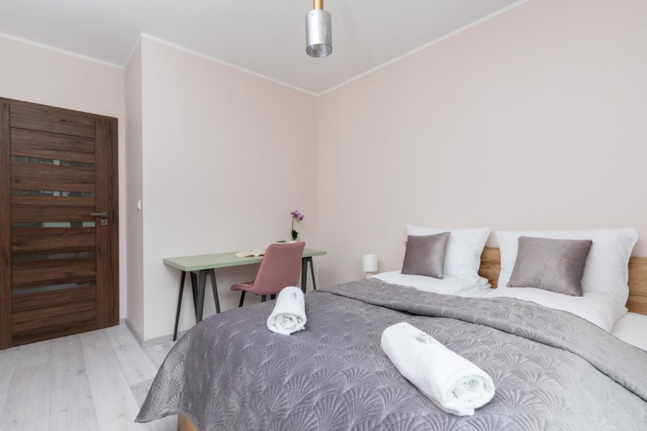 Plac Unii Apartment Gdynia By Noclegi Renters Екстер'єр фото