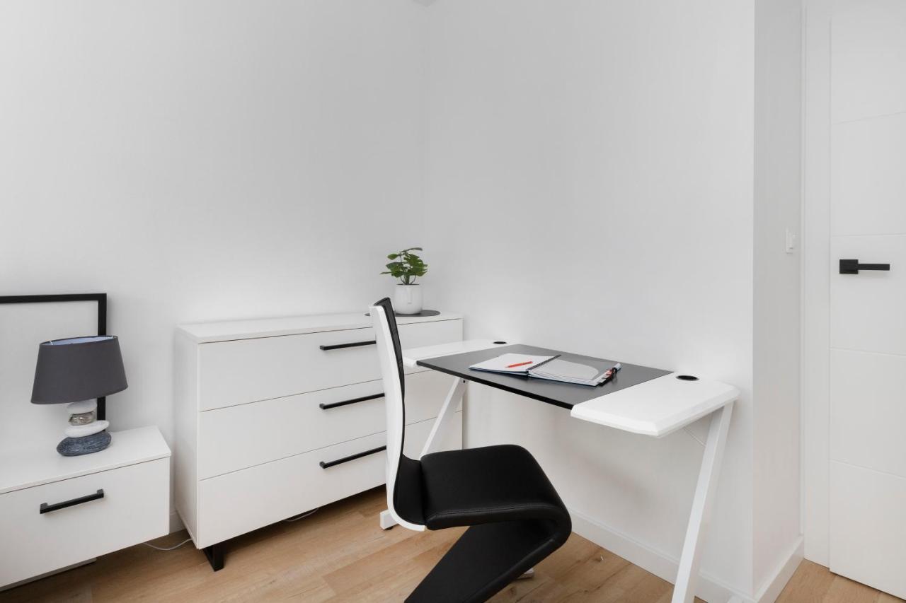 Plac Unii Apartment Gdynia By Noclegi Renters Екстер'єр фото